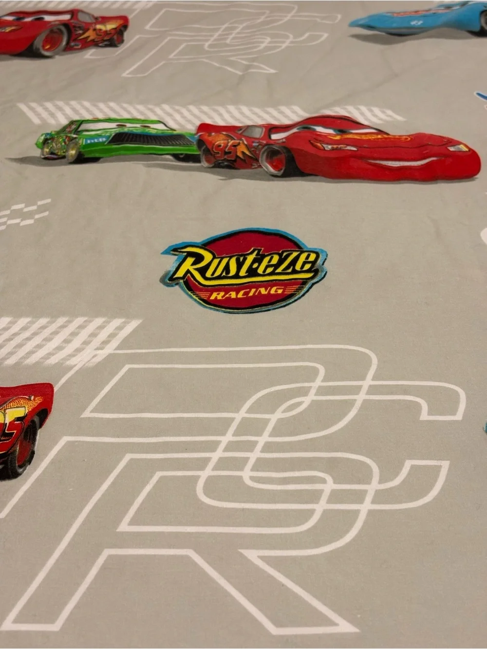 Disney Pixar The World of Cars Full Flat Sheet Light Gray Lightning McQueen